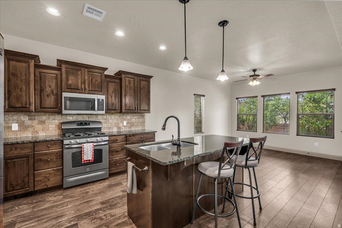 House in St. George, Utah, United States 4 - 17668215