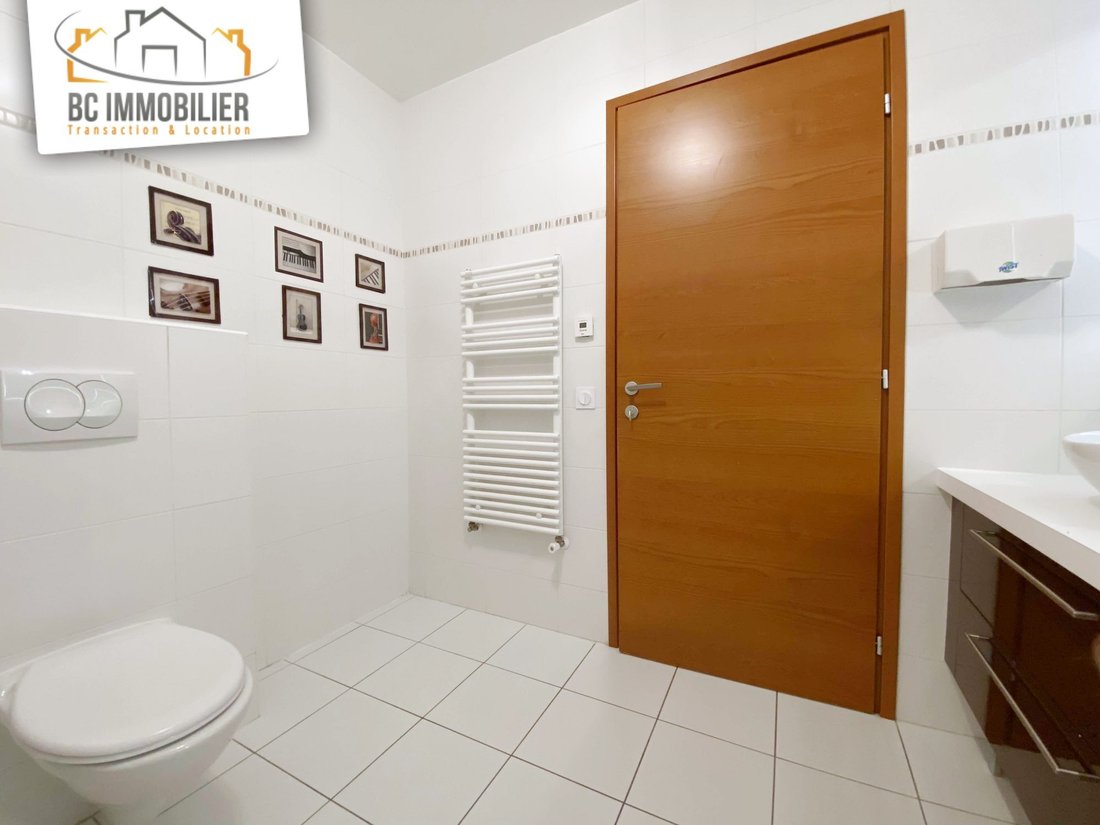 Apartment in Prévessin-Moëns, Auvergne-Rhône-Alpes, France 3 - 17667802