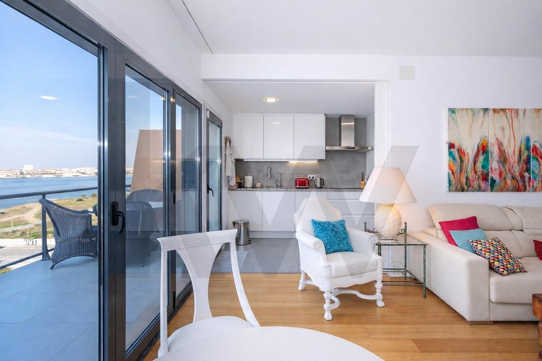 Apartment in Seixal, Arrentela e Aldeia de Paio Pires, Setubal, Portugal 4 - 17668229