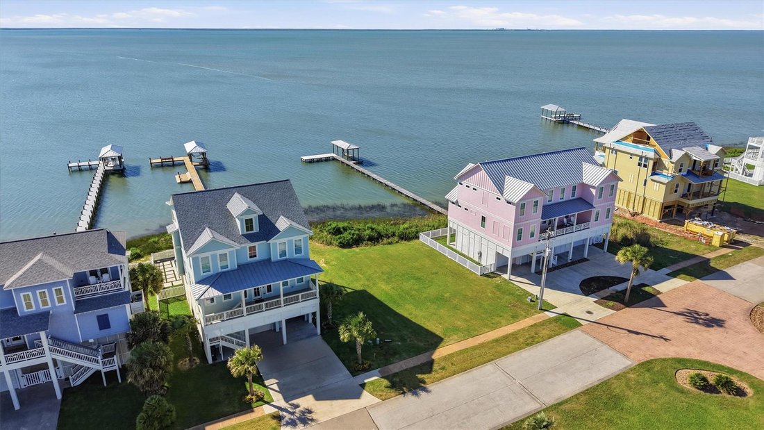 House in Galveston, Texas, United States 5 - 17668228