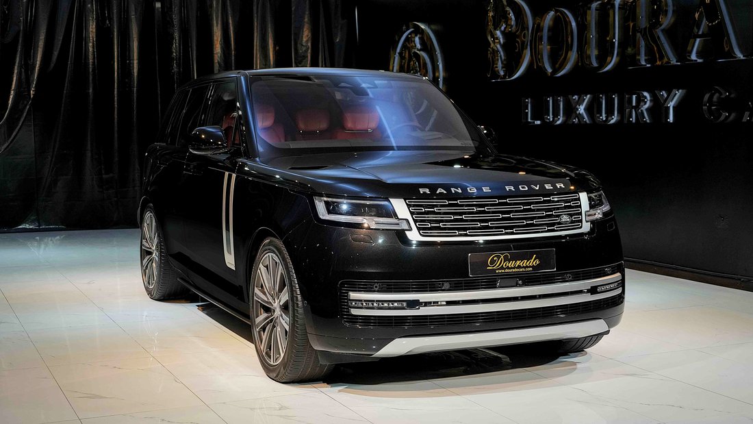 Suv in Dubai, United Arab Emirates 1 - 17668713