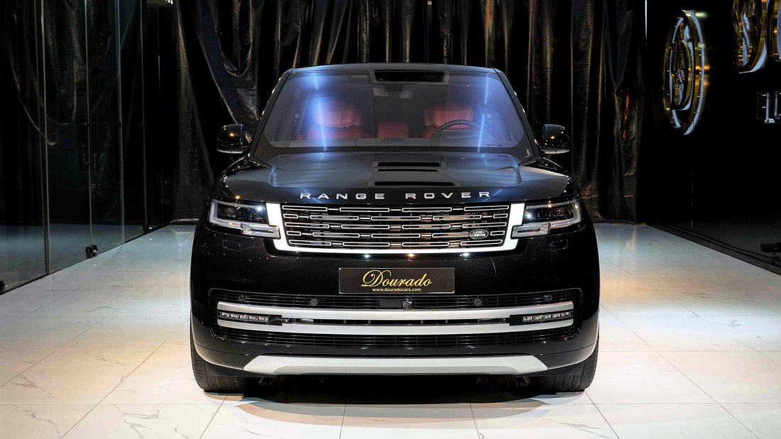 Suv in Dubai, United Arab Emirates 2 - 17668713