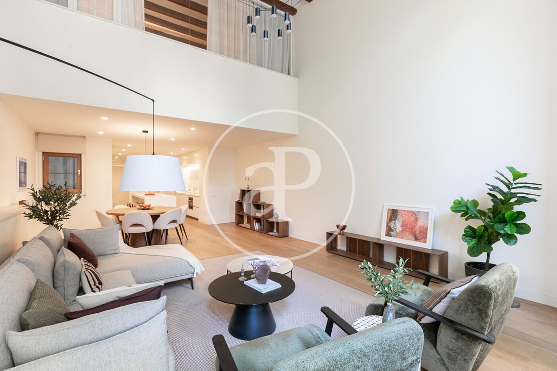 Apartment in Eixample, Barcelona, Spain 4 - 17668596
