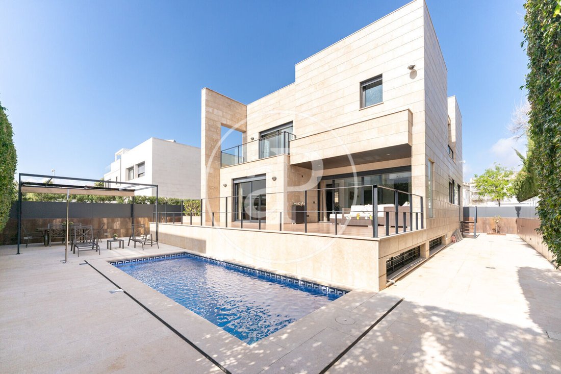 Villa in Genoa, Palma, Balearic Islands 1 - 17668894