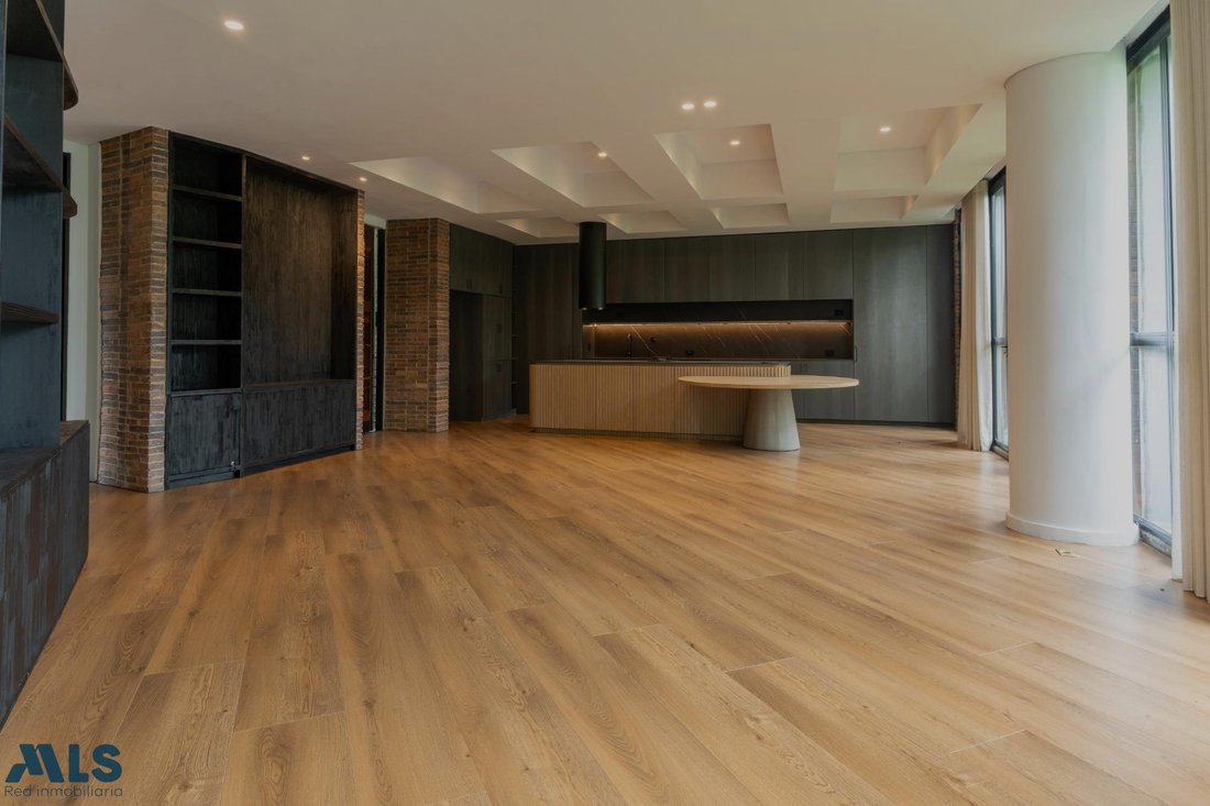 Apartment in Medellín, Antioquia, Colombia 4 - 17668559