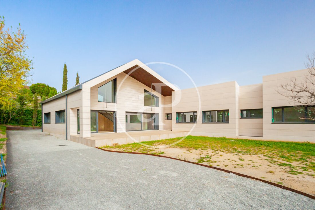 Villa in Somosaguas, Pozuelo de Alarcon, Comunidad de Madrid 4 - 17546956