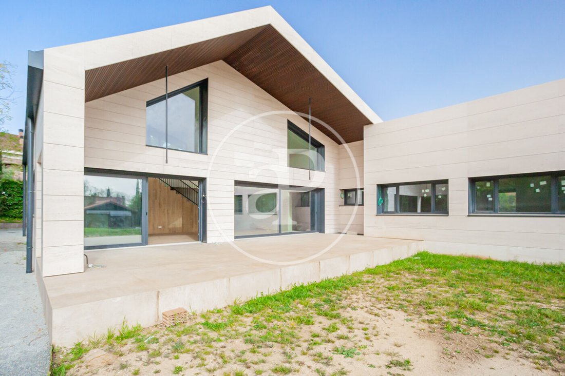 Villa in Somosaguas, Pozuelo de Alarcon, Comunidad de Madrid 5 - 17546956