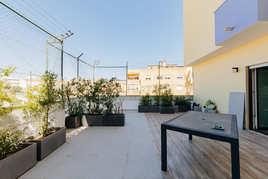Apartment in Ajuda, Lisbon, Portugal 3 - 17612653