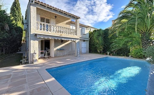 Villa à Le Dramont-Agay-Anthéor-Le Trayas, Saint-Raphaël, France 1