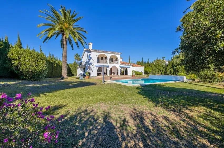 Villa in Estepona, Andalusia, Spain 2 - 17668688