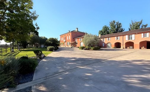 Estate in Lalande, Montauban, France 1