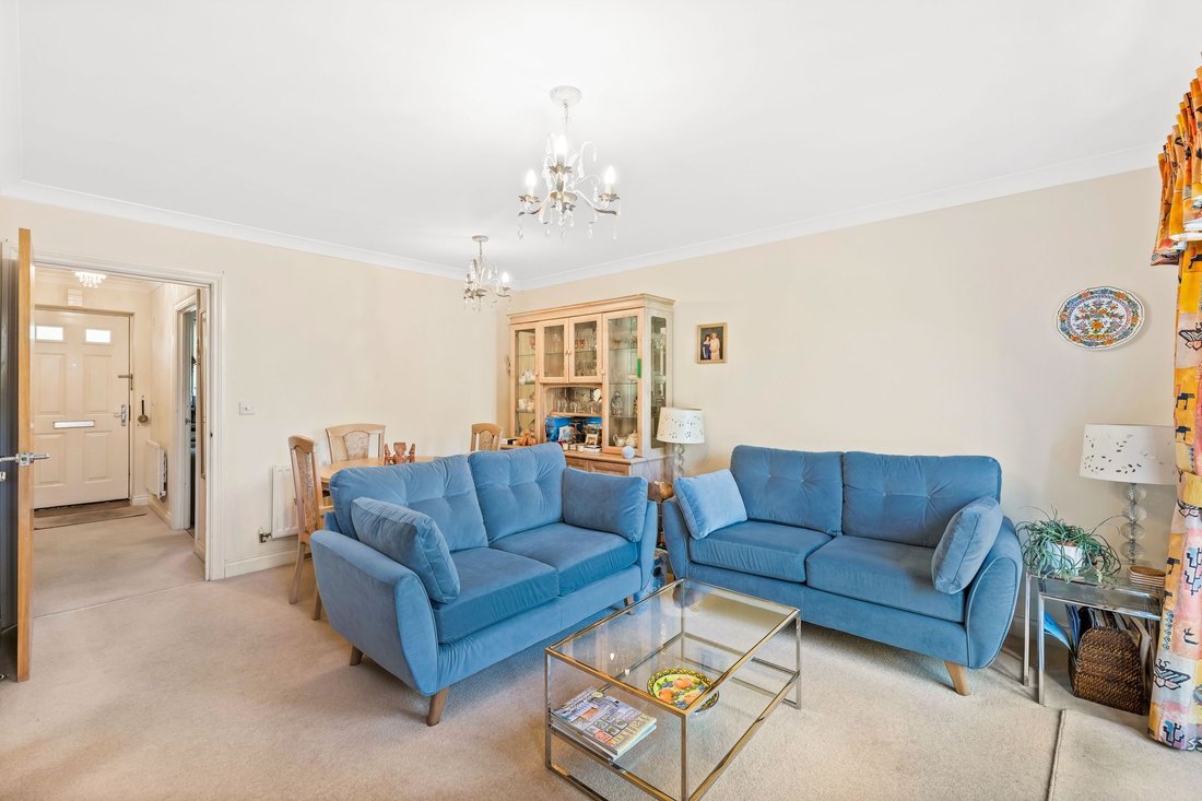 House in Burgess Hill, England 4 - 17668795