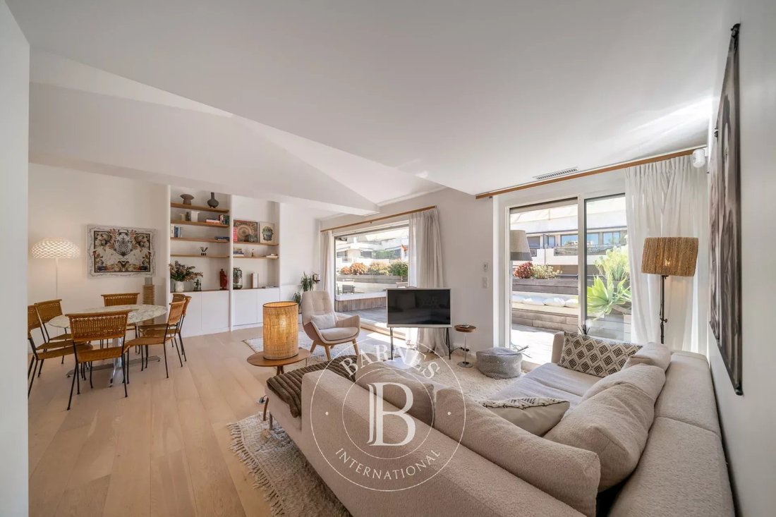 Apartment in Cannes, Provence-Alpes-Côte d'Azur, France 4 - 17668528