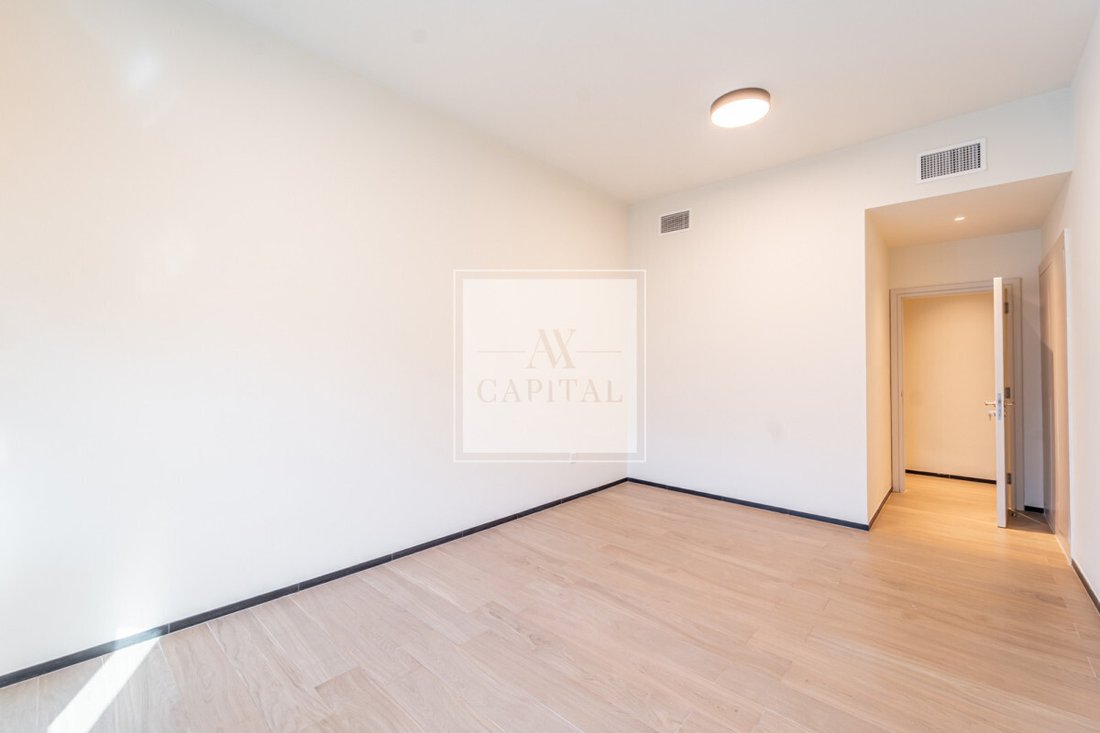 Apartment in Umm Suqeim, Dubai, United Arab Emirates 3 - 17668657
