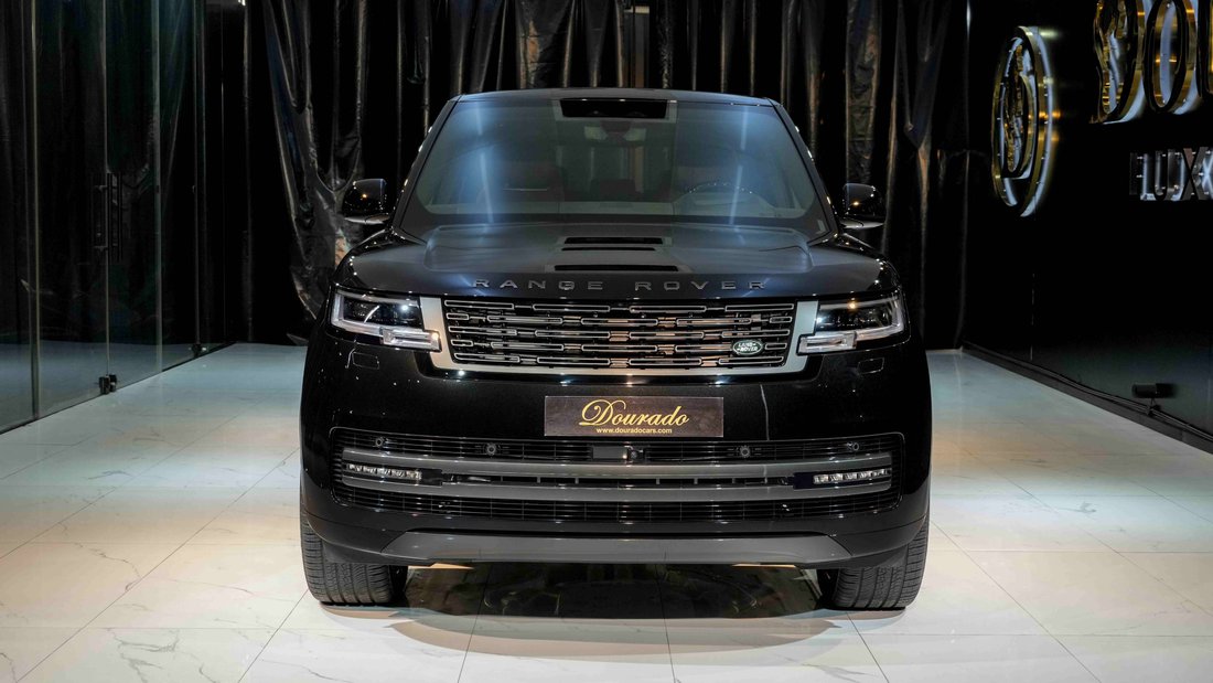 Suv in Dubai, United Arab Emirates 2 - 17668745