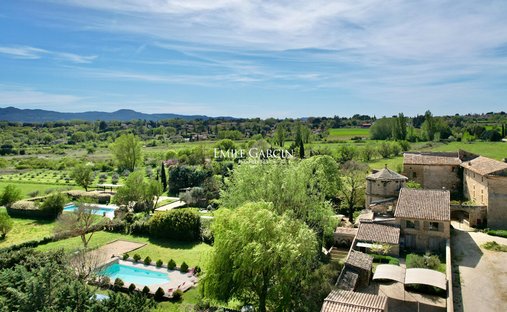 Villa in Lauris, Provence-Alpes-Côte d'Azur, Frankreich 1
