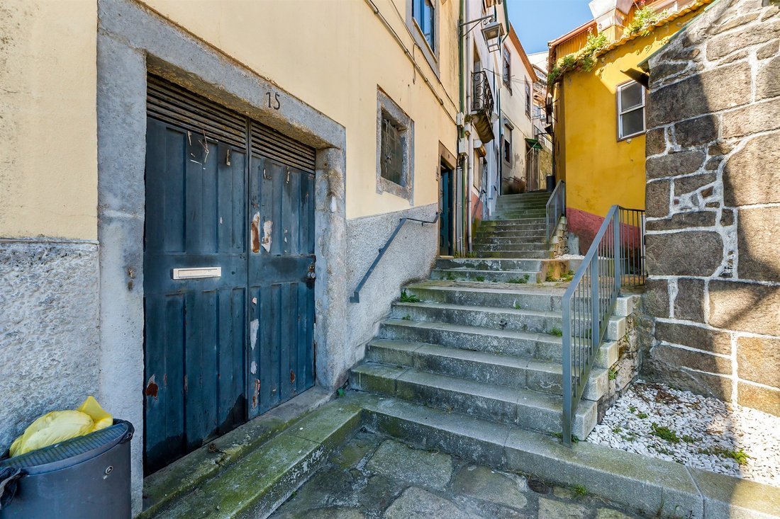 House in Mafamude e Vilar do Paraiso, Porto District, Portugal 3 - 17669150
