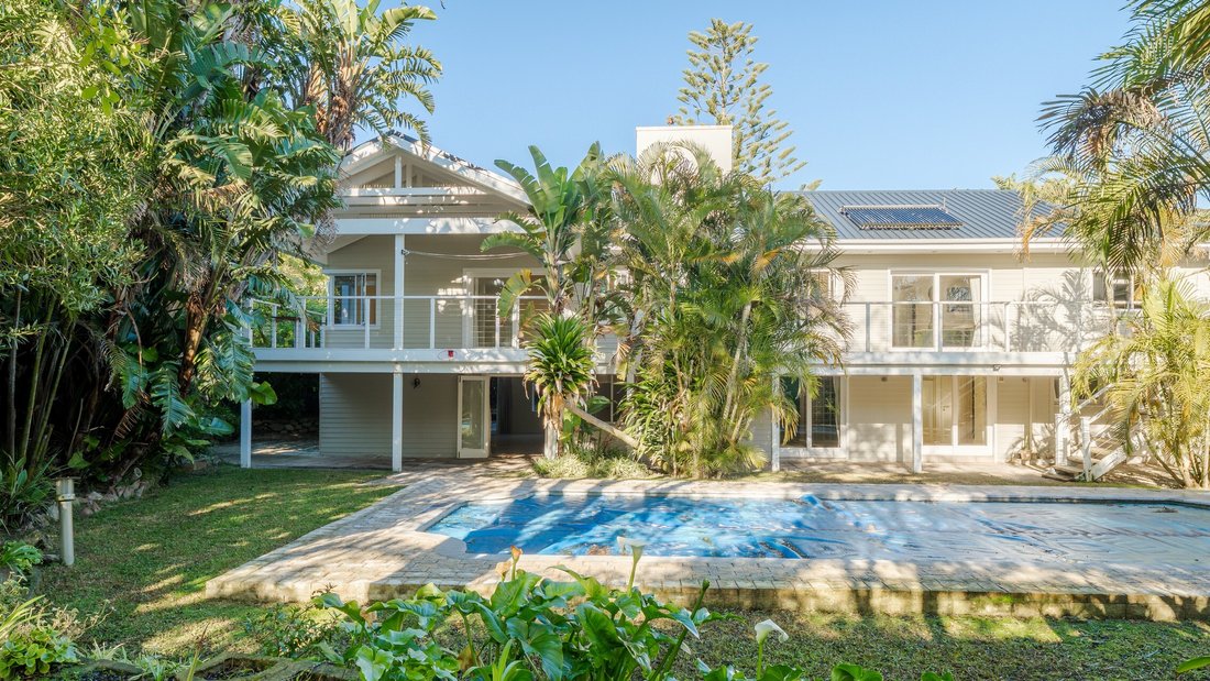 House in Hunters Home, Western Cape, South Africa 4 - 17669363