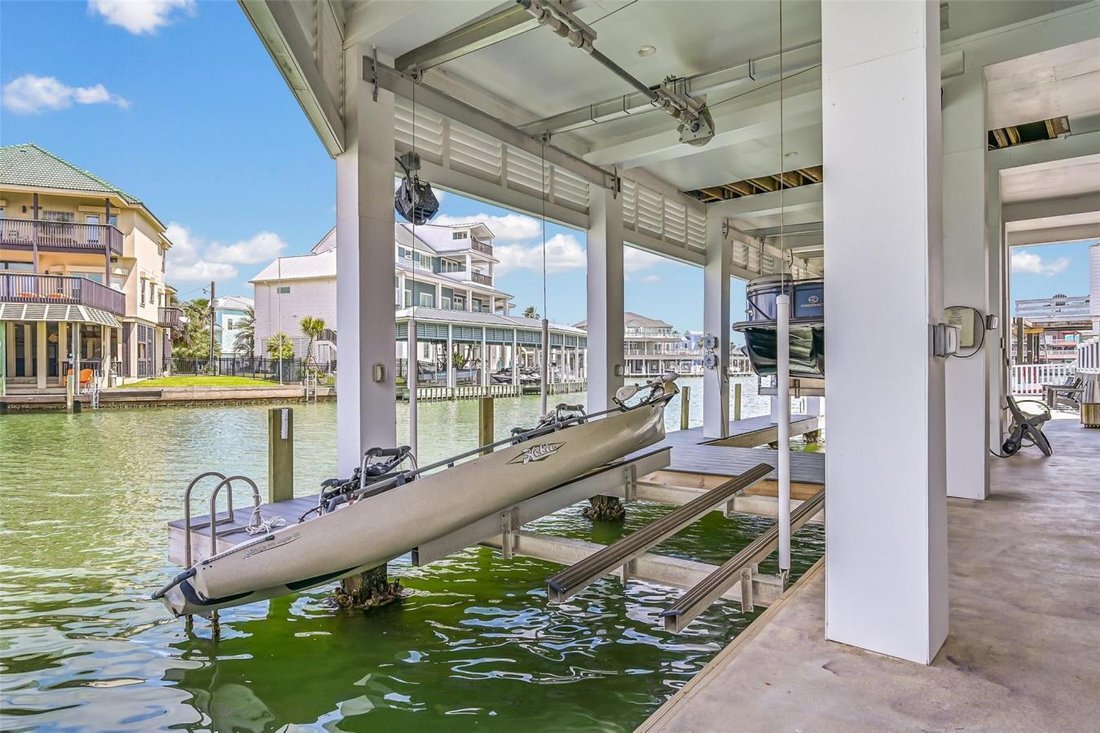 House in Galveston, Texas, United States 4 - 17668863