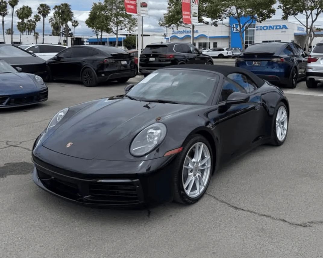 Cabriolet in Costa Mesa, CA, United States 3 - 17669289