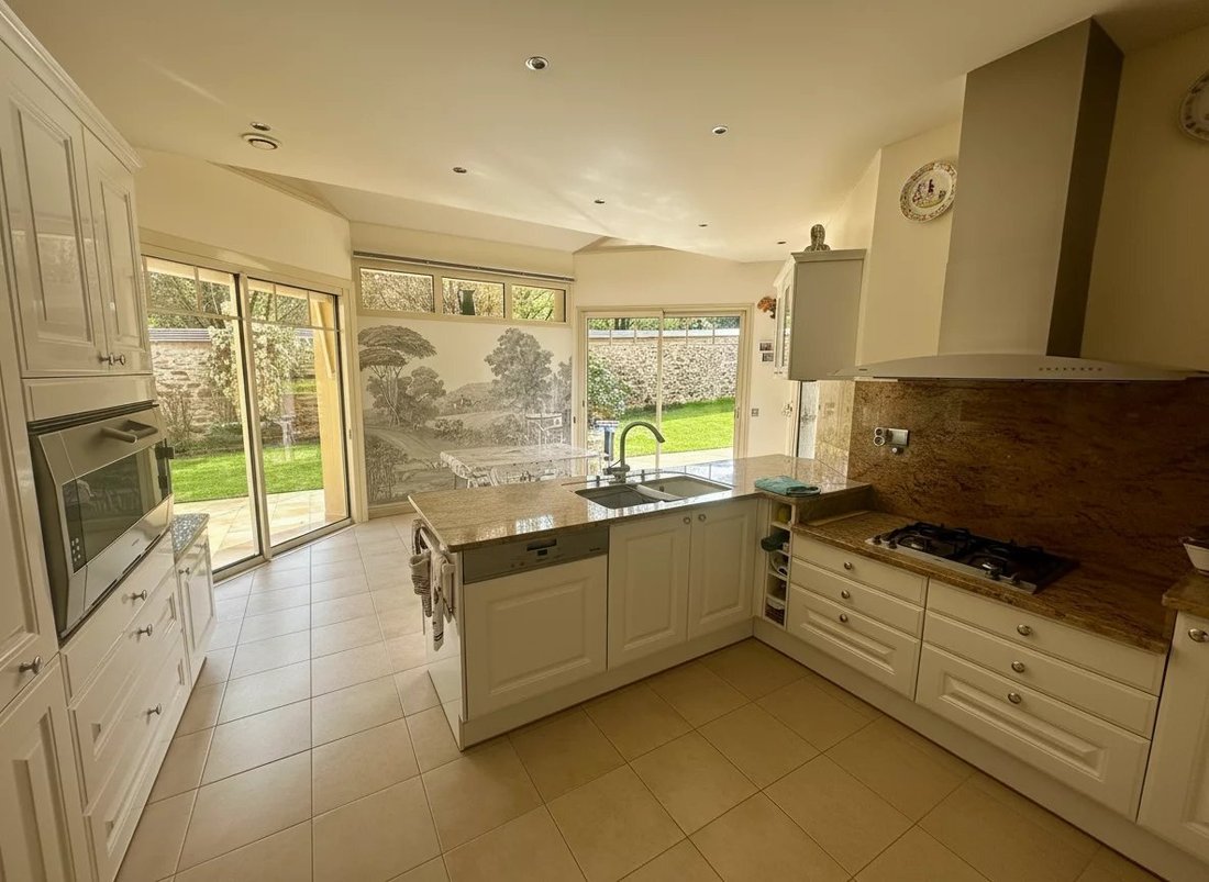House in Vauhallan, Ile-de-France, France 5 - 17668890