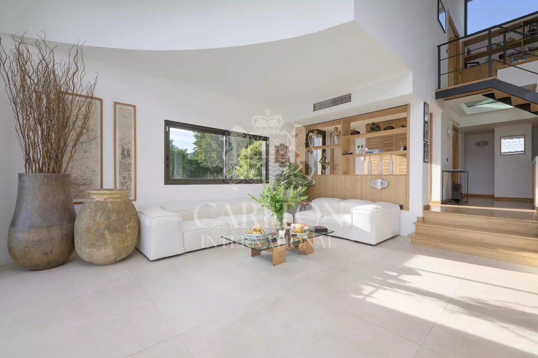 Villa in Valbonne, Provence-Alpes-Côte d'Azur, France 3 - 17668931