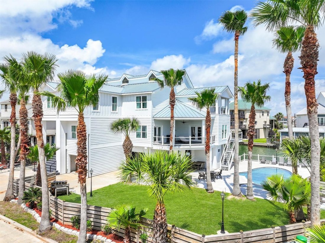 House in Galveston, Texas, United States 2 - 17668863