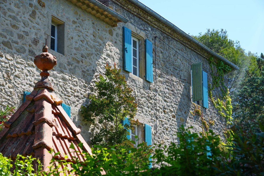Villa in Uzès, Occitania, France 1 - 15174328