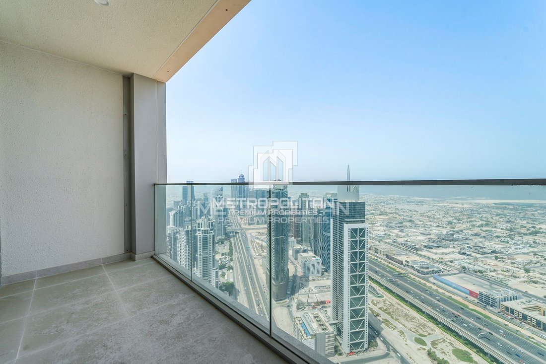 Apartment in Downtown Dubai, Dubai, United Arab Emirates 1 - 15628729