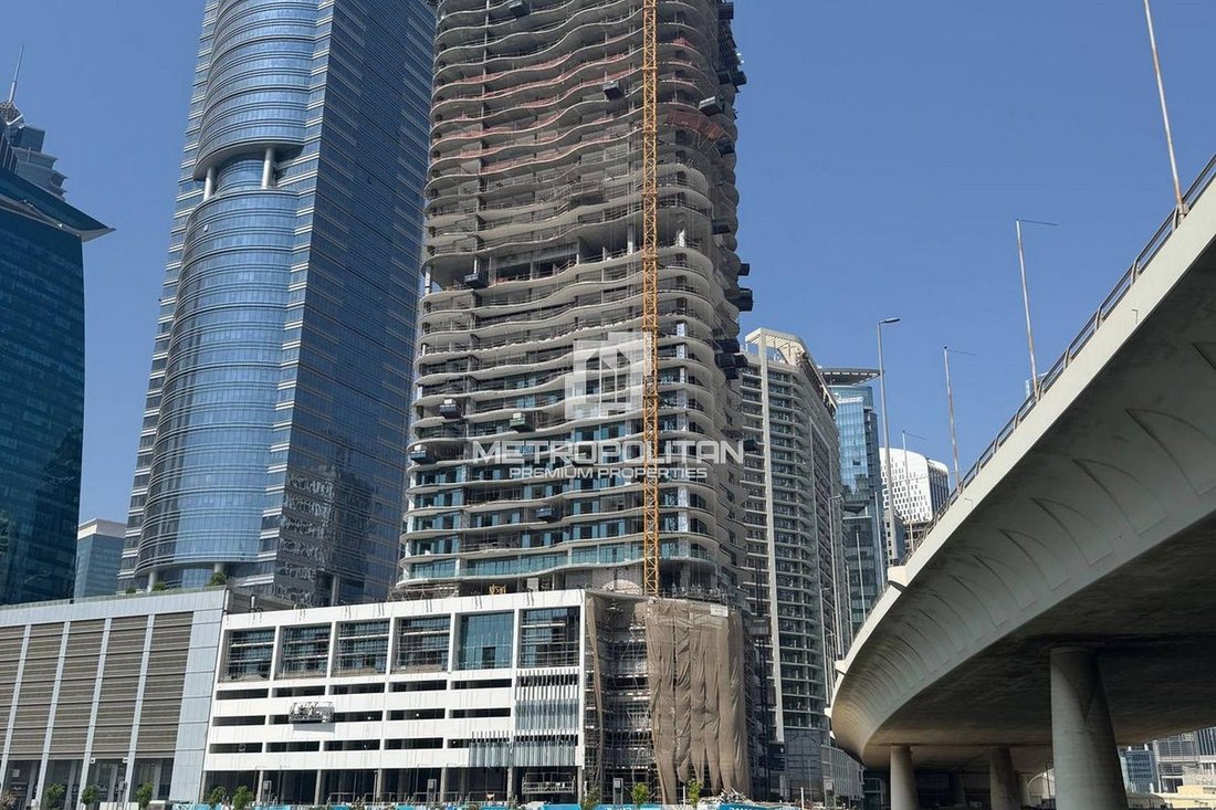 Apartment in Business Bay, Dubai, United Arab Emirates 2 - 17669389