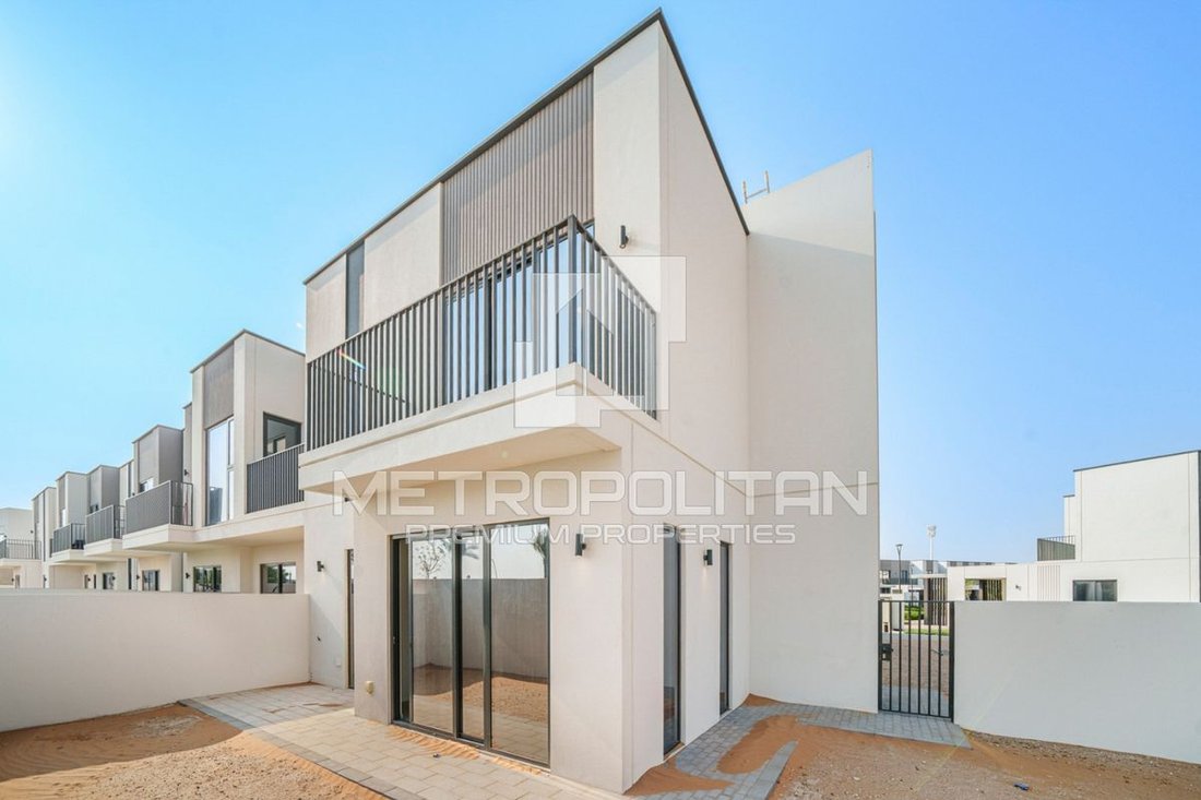 Villa in Dubai South Golf District, Dubai, United Arab Emirates 1 - 15243593