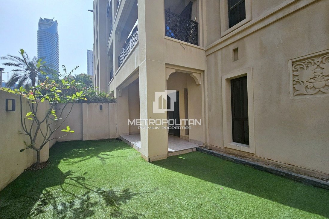 Apartment in Downtown Dubai, Dubai, United Arab Emirates 5 - 15315357
