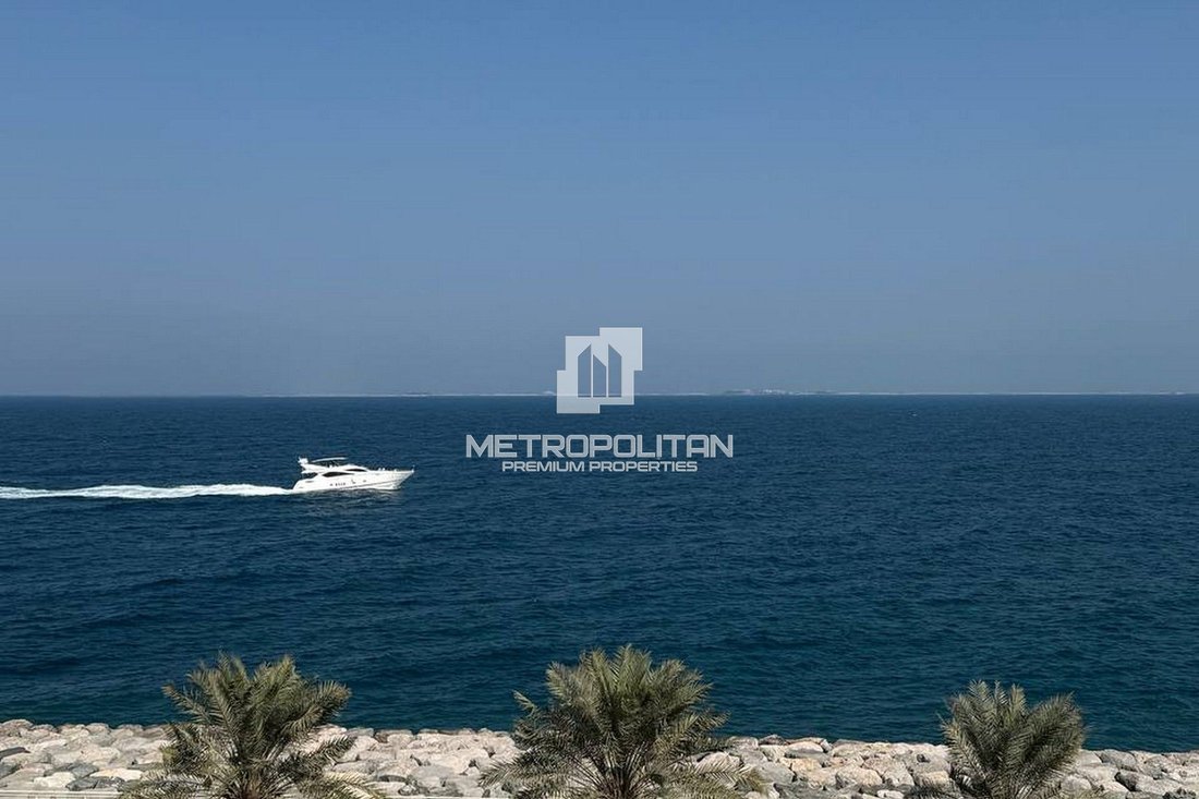 Apartment in Palm Jumeirah, Dubai, United Arab Emirates 4 - 15042172