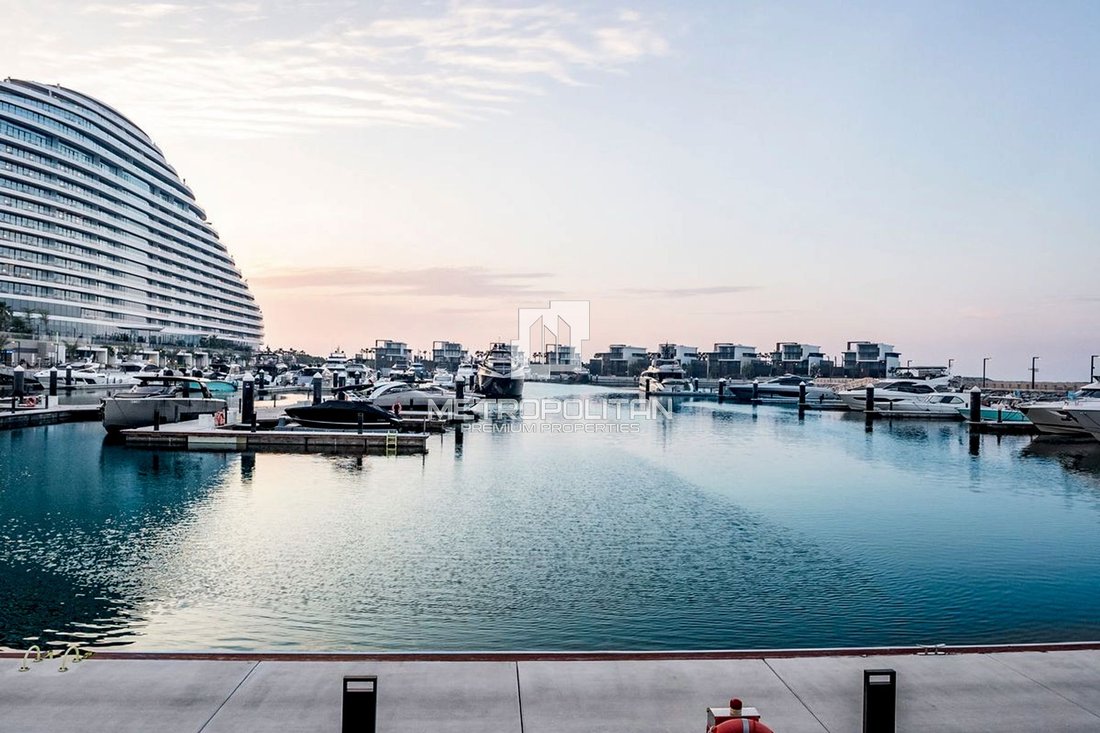 Apartment in Umm Suqeim, Dubai, United Arab Emirates 1 - 17669531