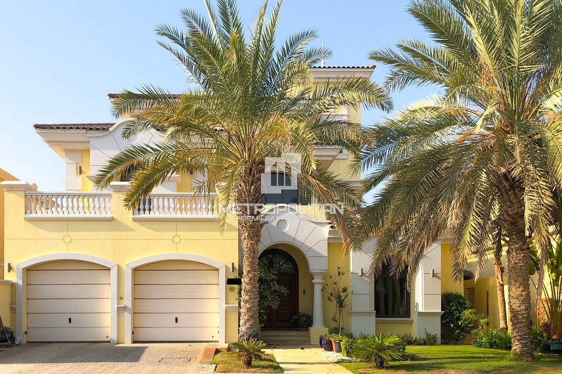 Villa in Palm Jumeirah, Dubai, United Arab Emirates 1 - 14707725