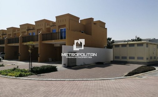 Townhouse in Damac Hills 2, Dubai, United Arab Emirates 1