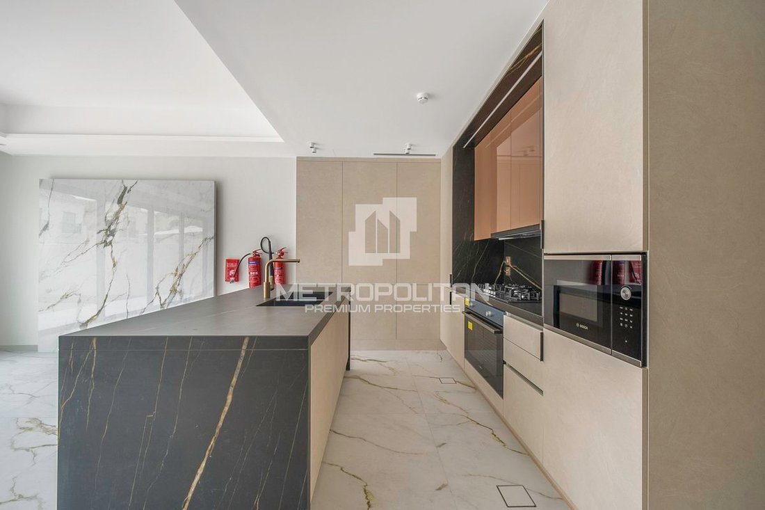 Townhouse in Jumeirah Golf Estates, Dubai, United Arab Emirates 4 - 14892880