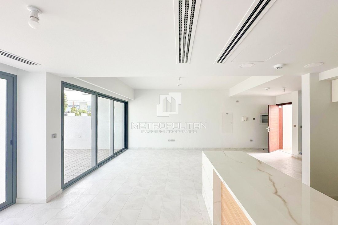 Townhouse in Wadi Al Safa 5, Wadi Al Safa, Dubai 5 - 15293046