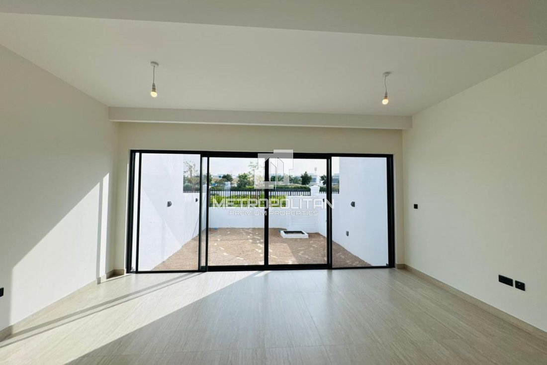 Villa in Al Hebiah 5, Al Hebiah, Dubai 2 - 17669465