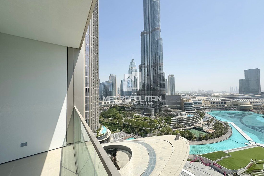 Apartment in Burj Khalifa Lake, Downtown Dubai, Dubai 1 - 15074466