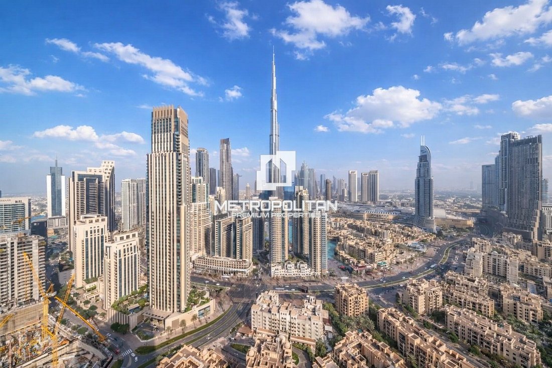 Apartment in Downtown Dubai, Dubai, United Arab Emirates 1 - 16826396