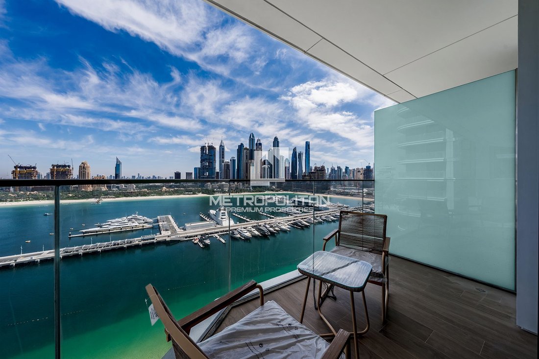 Apartment in Dubai Harbour, Dubai, United Arab Emirates 1 - 15502847