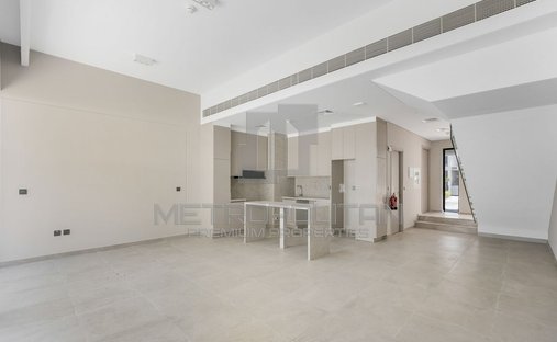 Townhouse in Nad Al Sheba 1, Nad Al Sheba, Dubai 1