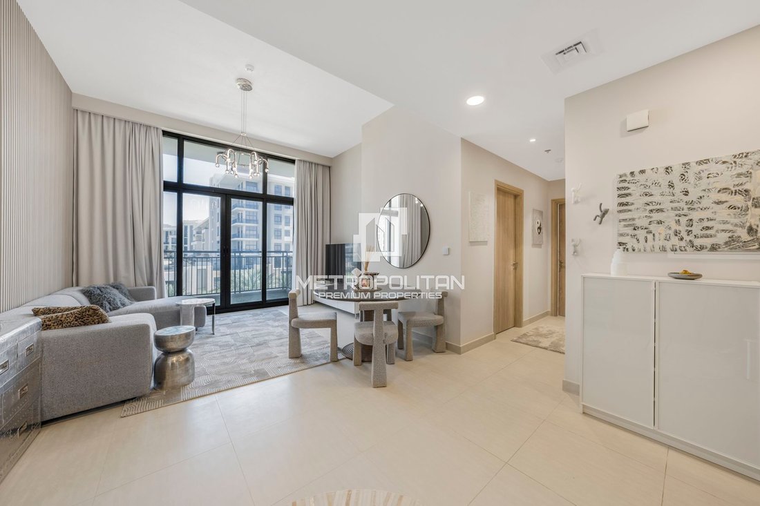 Apartment in Al Barsha South 3, Al Barsha, Dubai 3 - 15596032