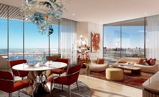 Apartment in Al Mina / Dubai Maritime City, Dubai, United Arab Emirates 1