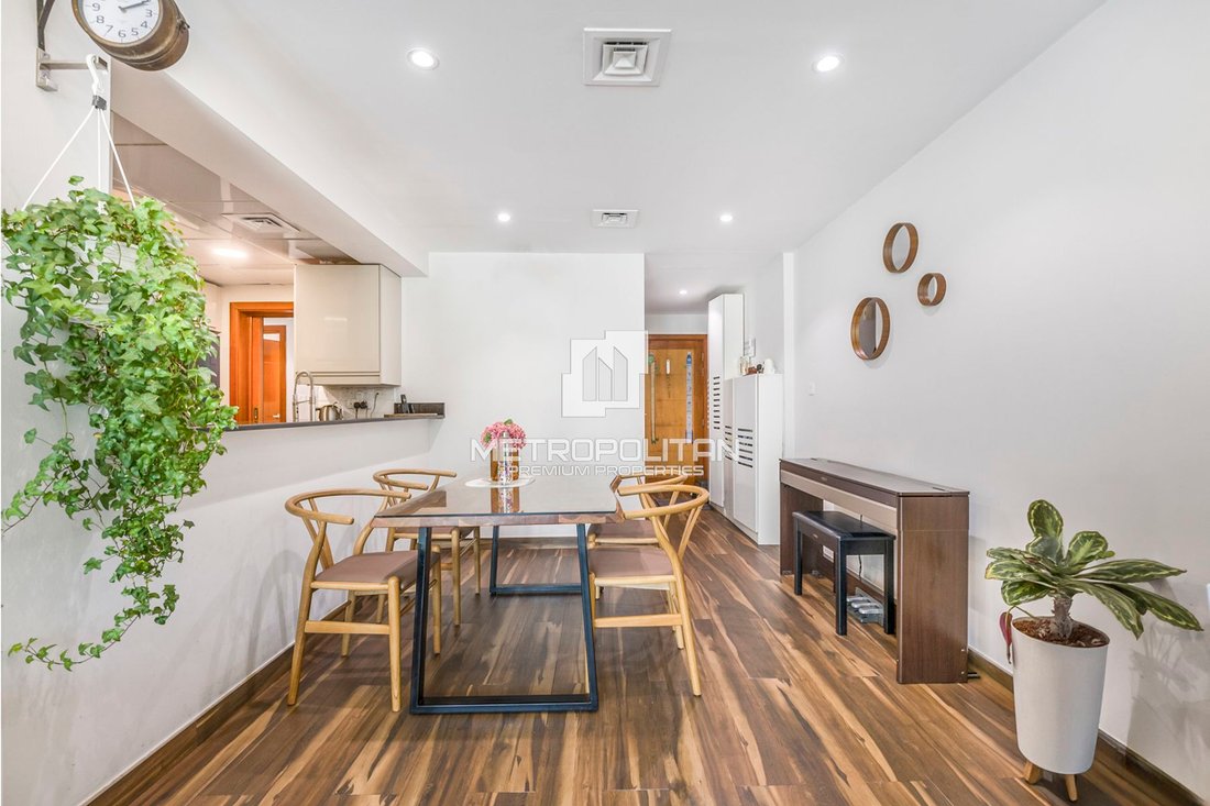 Apartment in Al Thanyah 3, Al Thanyah, Dubai 3 - 15848593
