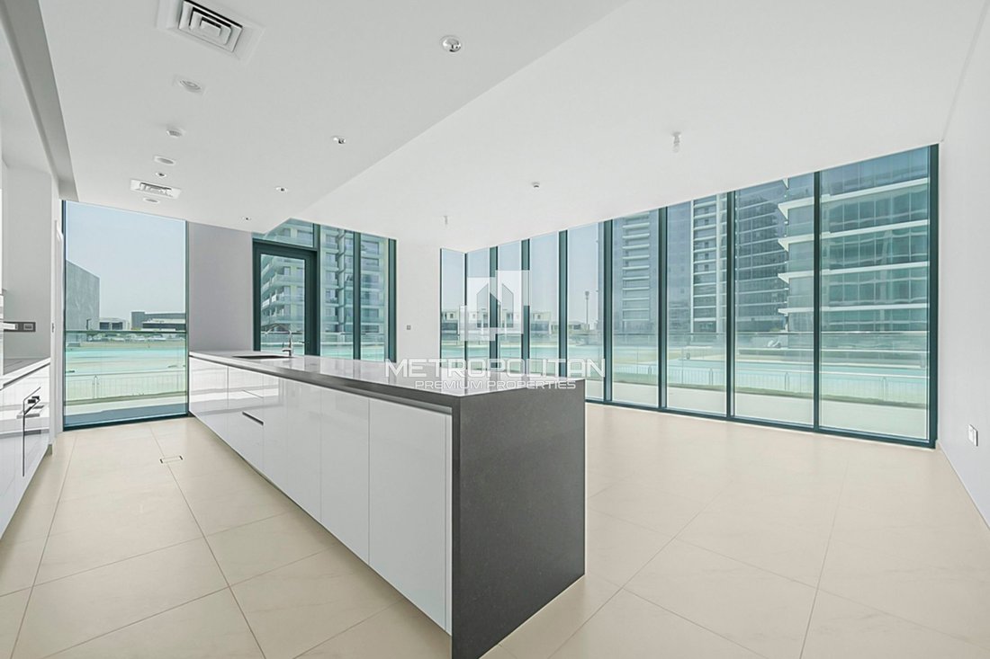 Apartment in MBR City / Mohammed Bin Rashid City, Dubai, United Arab Emirates 1 - 15643122