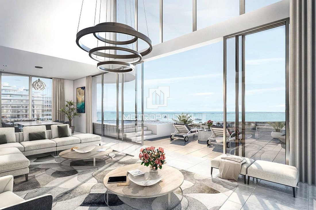 Apartment in Abu Hail, Dubai, United Arab Emirates 1 - 15584140