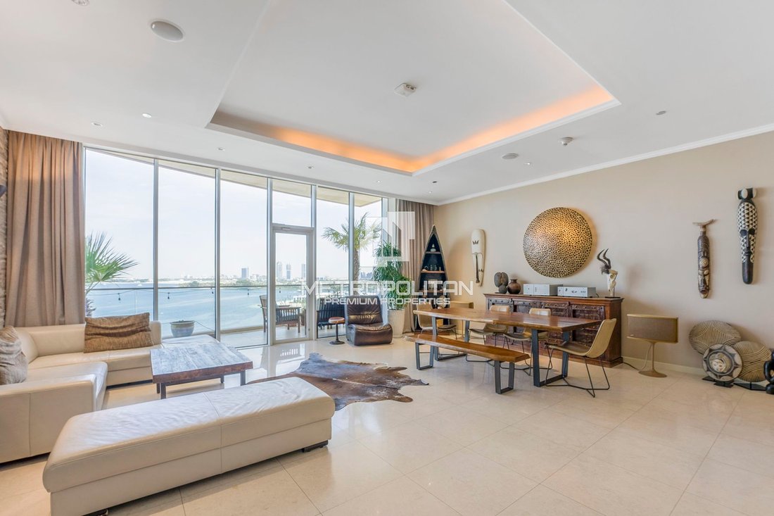 Apartment in Palm Jumeirah, Dubai, United Arab Emirates 1 - 15262097