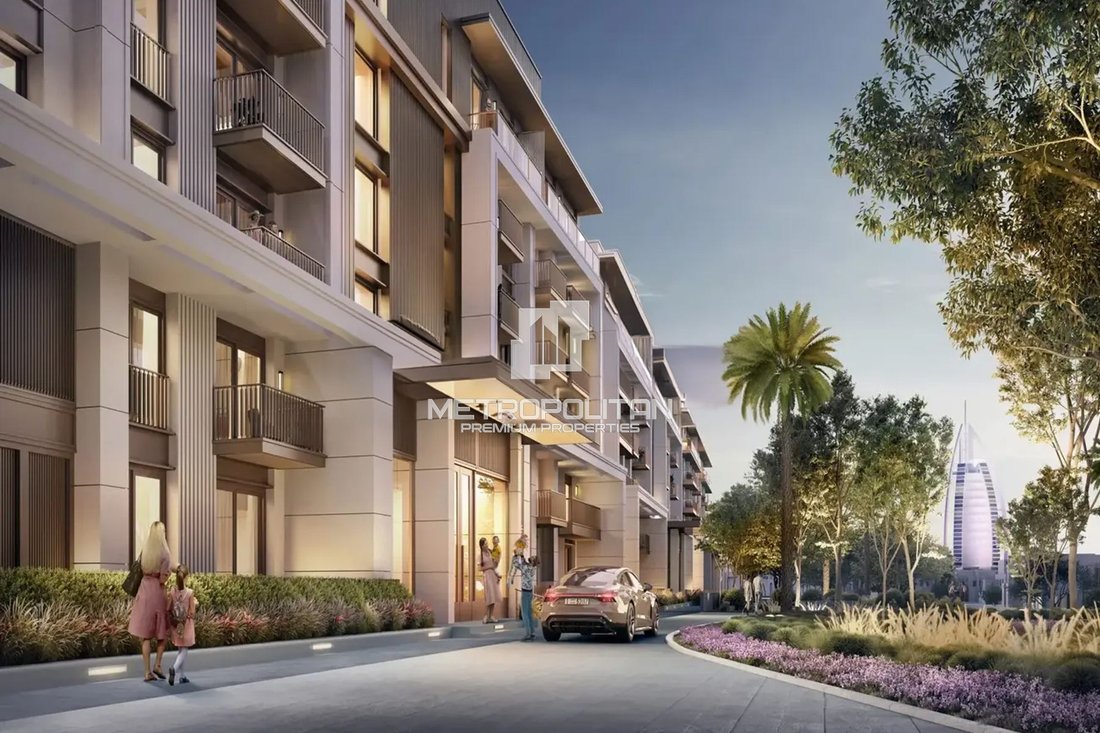 Apartment in Umm Suqeim, Dubai, United Arab Emirates 1 - 15643207